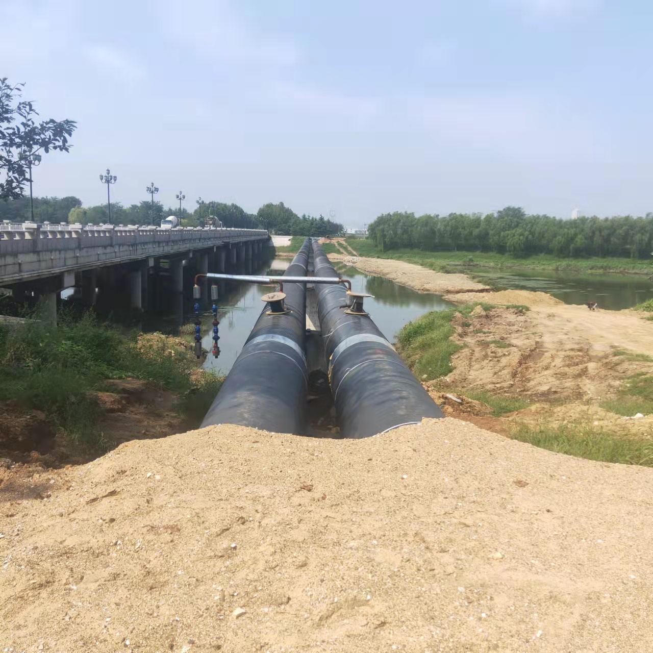 遂宁西气东输管道施工输油管道清洗